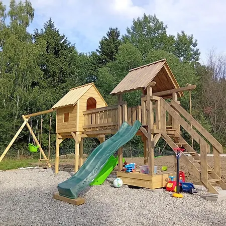 Bobri Potocik Üdülőközpont Kisolaszi